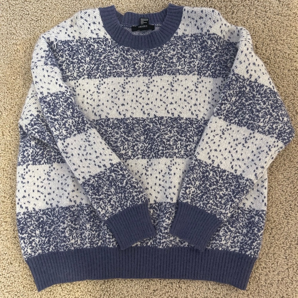 forever 21 blue and white sweater size : small